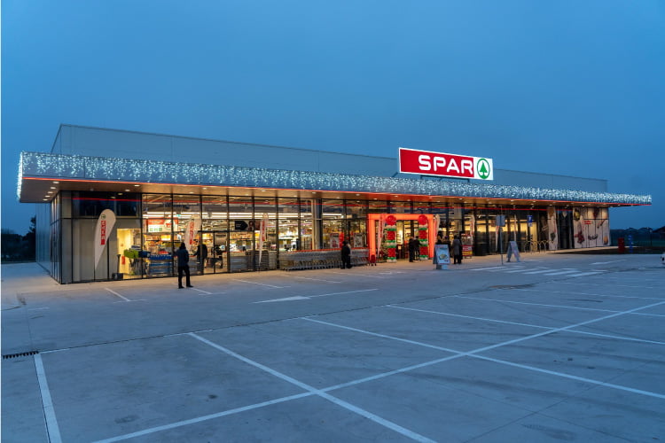 SPAR has just opened a brand-new, state-of-the-art supermarket in Croatia.
